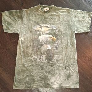 Vintage Canada  Eagle Olive Green Short Sleeve Tee